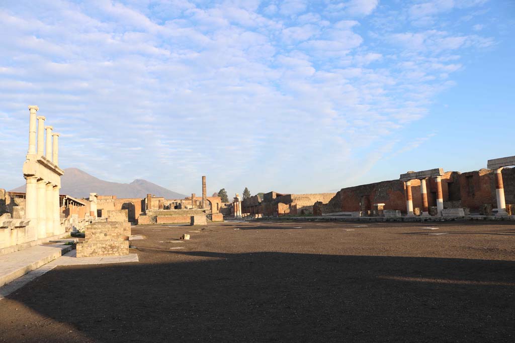 VII.8 Pompeii Forum. December 2018. Looking north. Photo courtesy of Aude Durand. 
