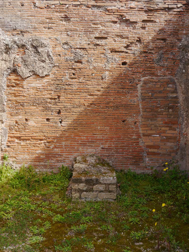 VII.9.2 Pompeii. March 2019. East wall of cella.
Foto Anne Kleineberg, ERC Grant 681269 DÉCOR.

