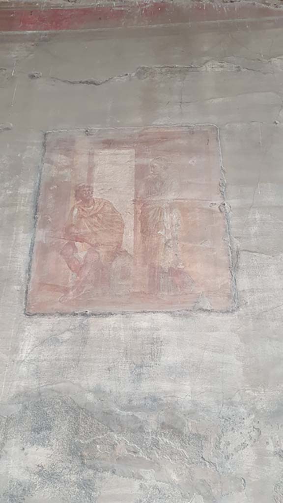 VII.9.7/8 Pompeii. August 2021. 
Wall painting of Ulysses relating his adventures to Penelope, from north wall in north-west corner. 
Foto Annette Haug, ERC Grant 681269 DÉCOR.
