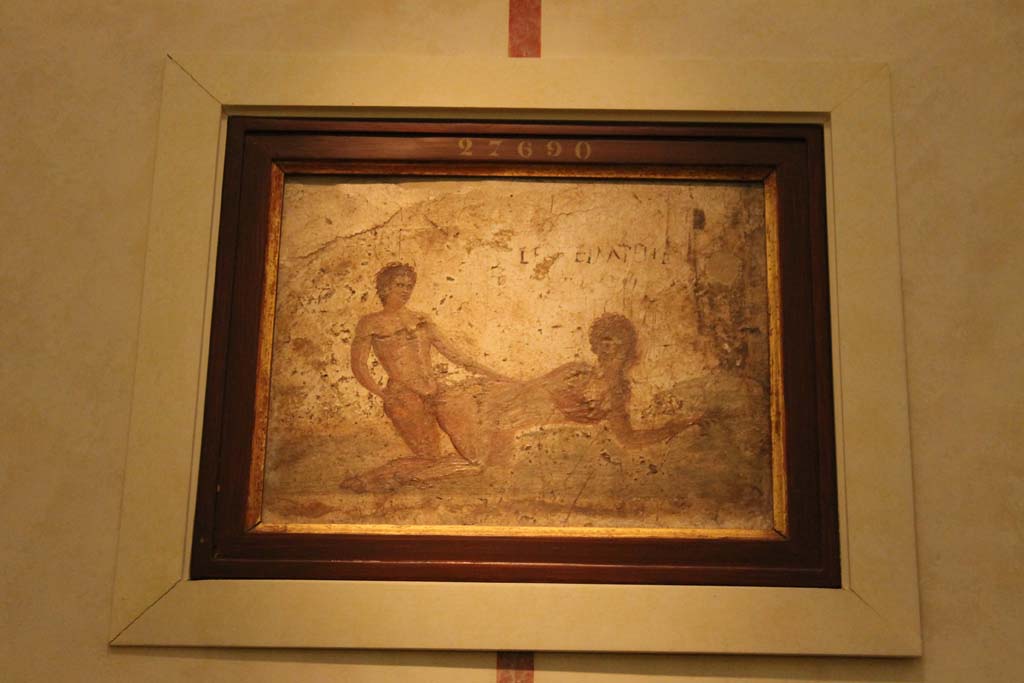 VII.9.33 Pompeii. July 2017. Erotic wall painting of man and woman with the words “Lente Impelle”. 
Now in Naples Archaeological Museum. Inventory number 27690.
Foto Annette Haug, ERC Grant 681269 DÉCOR.

