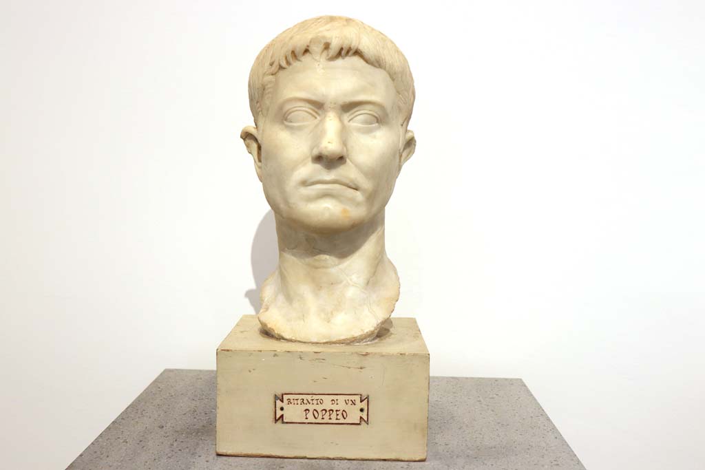 VIII.1.4 Pompeii. February 2021. 
Marble bust of Poppeus, found in VI.16.7, photographed on display in Antiquarium. Photo courtesy of Fabien Bivre-Perrin (CC BY-NC-SA).

