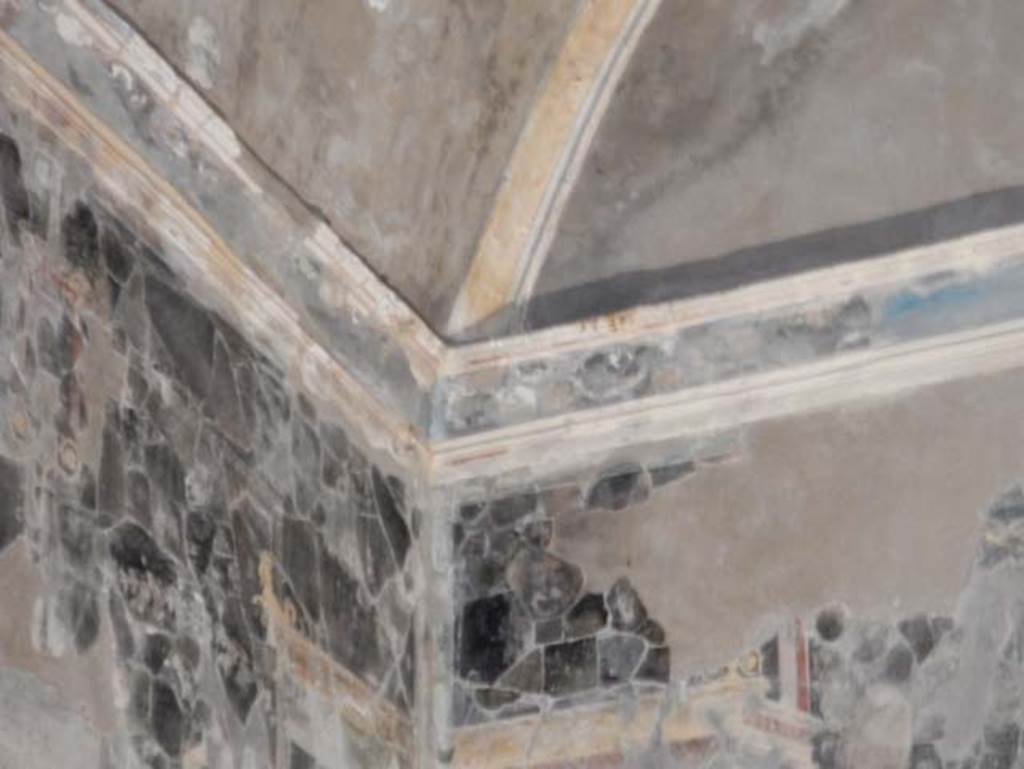 VIII.1.a, Pompeii. May 2018. Detail of north-east corner of upper wall. Photo courtesy of Buzz Ferebee.