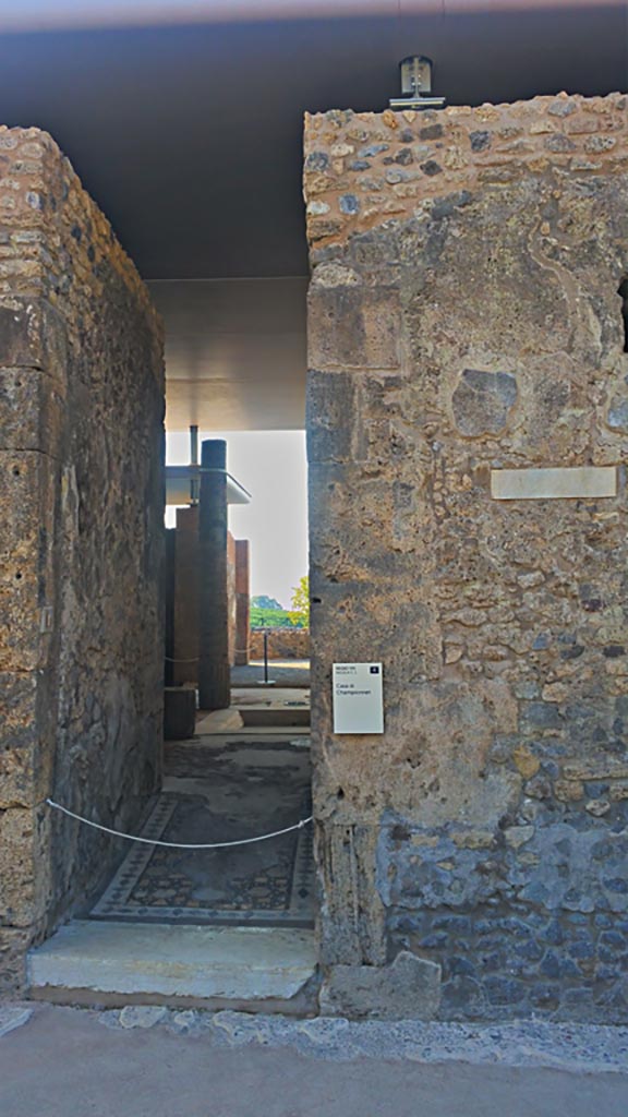 VIII.2.1 Pompeii. 2017/2018/2019. 
Entrance doorway. Photo courtesy of Giuseppe Ciaramella.
