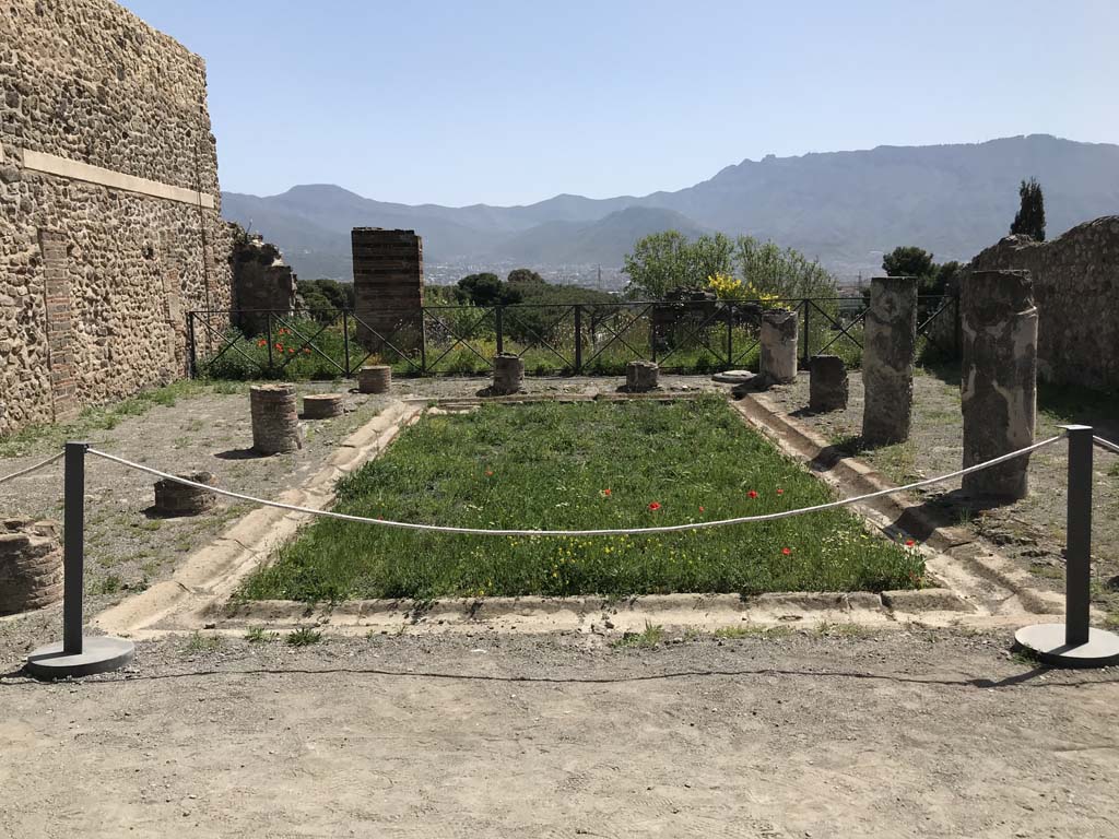 VIII.2.3 Pompeii. April 2019. Looking south across peristyle garden. Photo courtesy of Rick Bauer.

