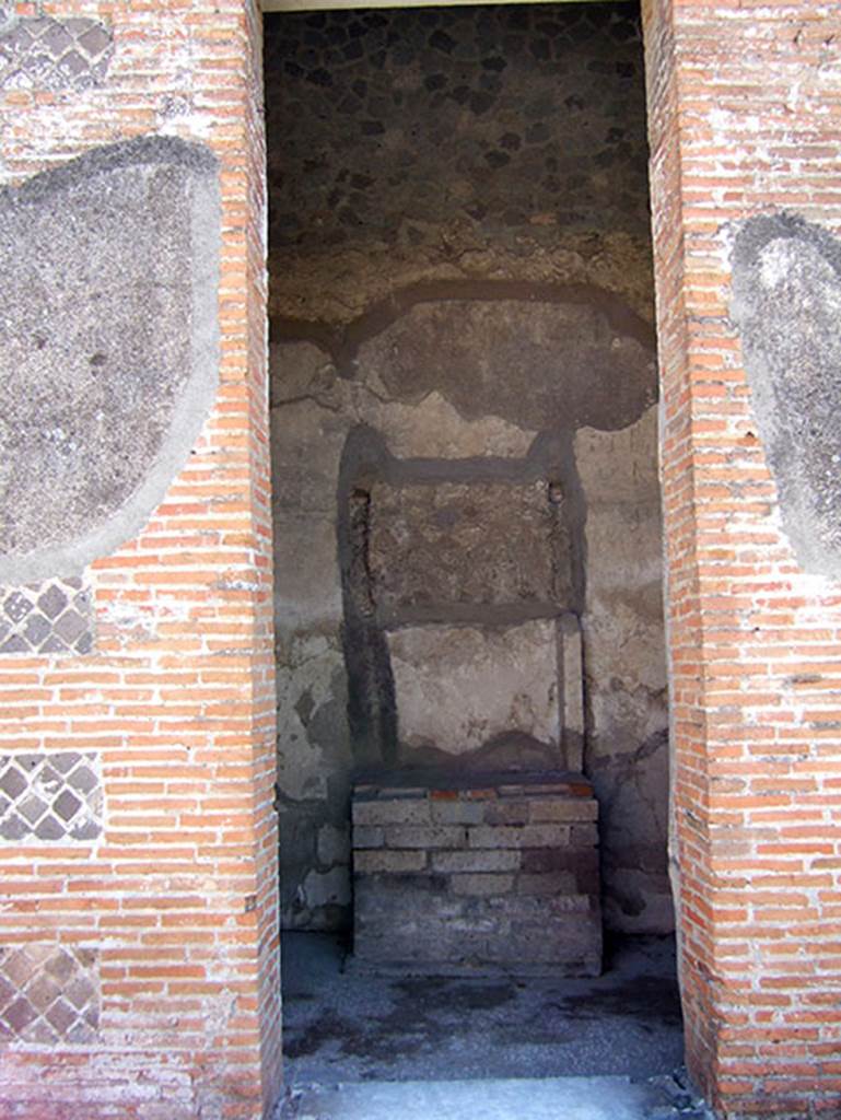 VIII.2.16 Pompeii. May 2024. Looking towards south-east corner of cubiculum. Photo courtesy of Klaus Heese.