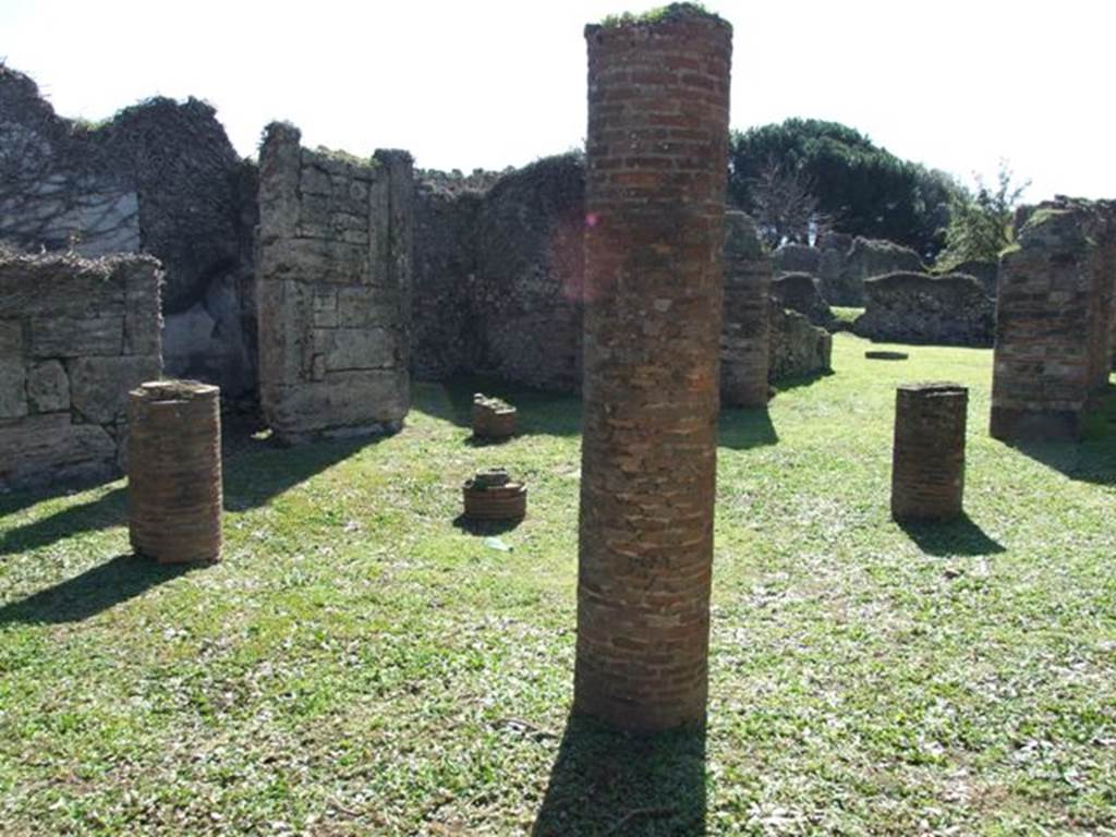 VIII.3.4 Pompeii.  March 2009.  Room 9. Tetrastyle Atrium. Looking south east across site of Impluvium.