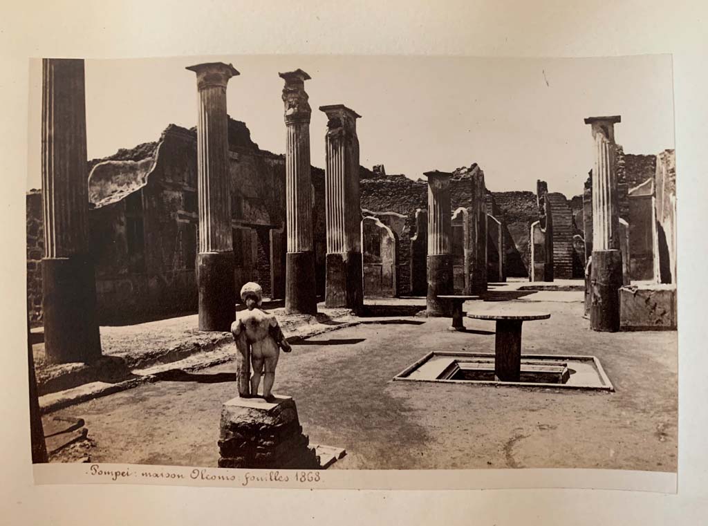 VIII.4.4 Pompeii. Album by M. Amodio, c.1880, entitled Pompei, destroyed on 23 November 79, discovered in 1748.
Looking north. Photo courtesy of Rick Bauer.

