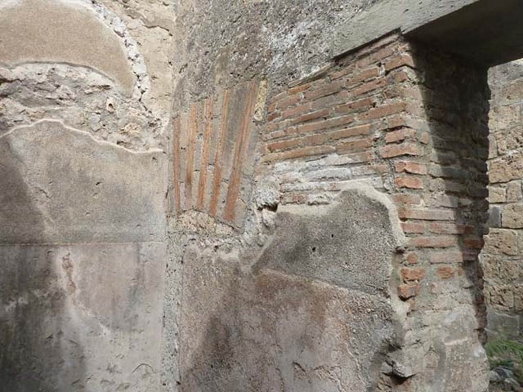 VIII.4.37 Pompeii. September 2015. East wall of small room/cupboard.