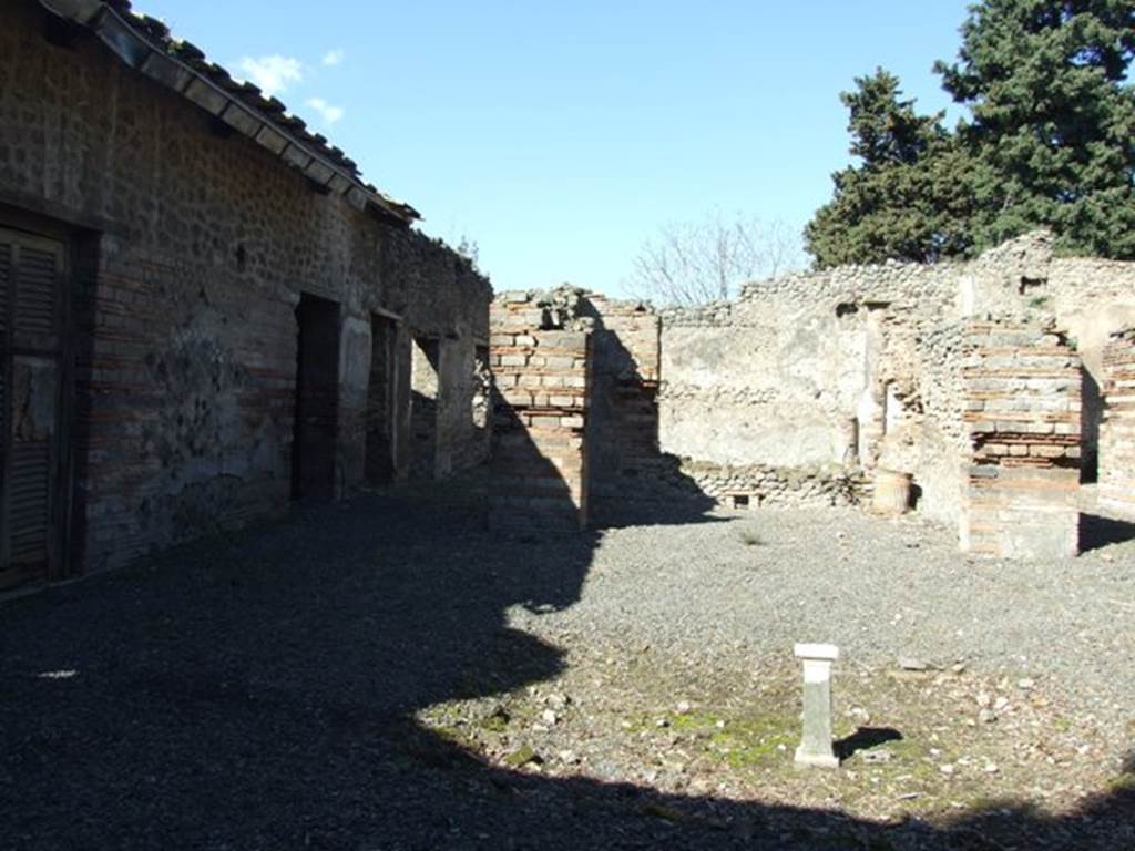 VIII.5.37 Pompeii.  March 2009. Room 1. Atrium.  Looking north, across site of Impluvium.