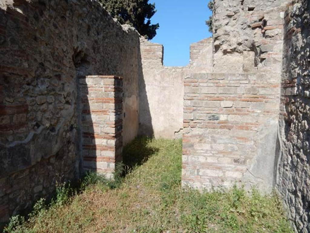 VIII.5.37 Pompeii. May 2017. Room 7, doorway to cubiculum, after restoration. Photo courtesy of Buzz Ferebee.

