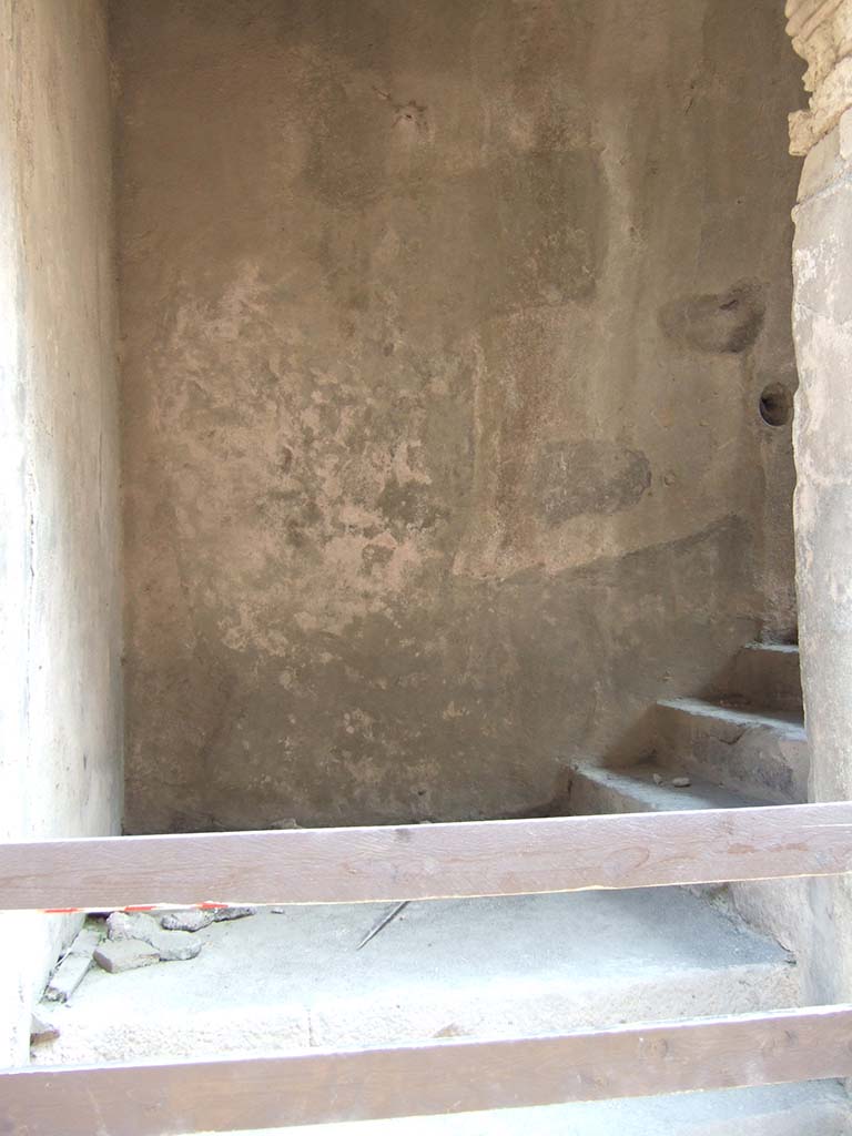 VIII.7.20 Pompeii. May 2006. First, east rear entrance to the Little Theatre or Odeon with steps to upper seating.