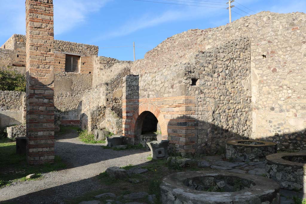 IX.3.12 Pompeii. December 2018. Looking north-east from entrance. Photo courtesy of Aude Durand.