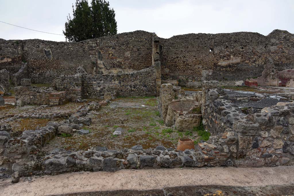 IX.3.21 and IX.3.22 Pompeii. April 2021.Looking west from Vicolo di Tesmo. Photo courtesy of Nicolas Monteix.