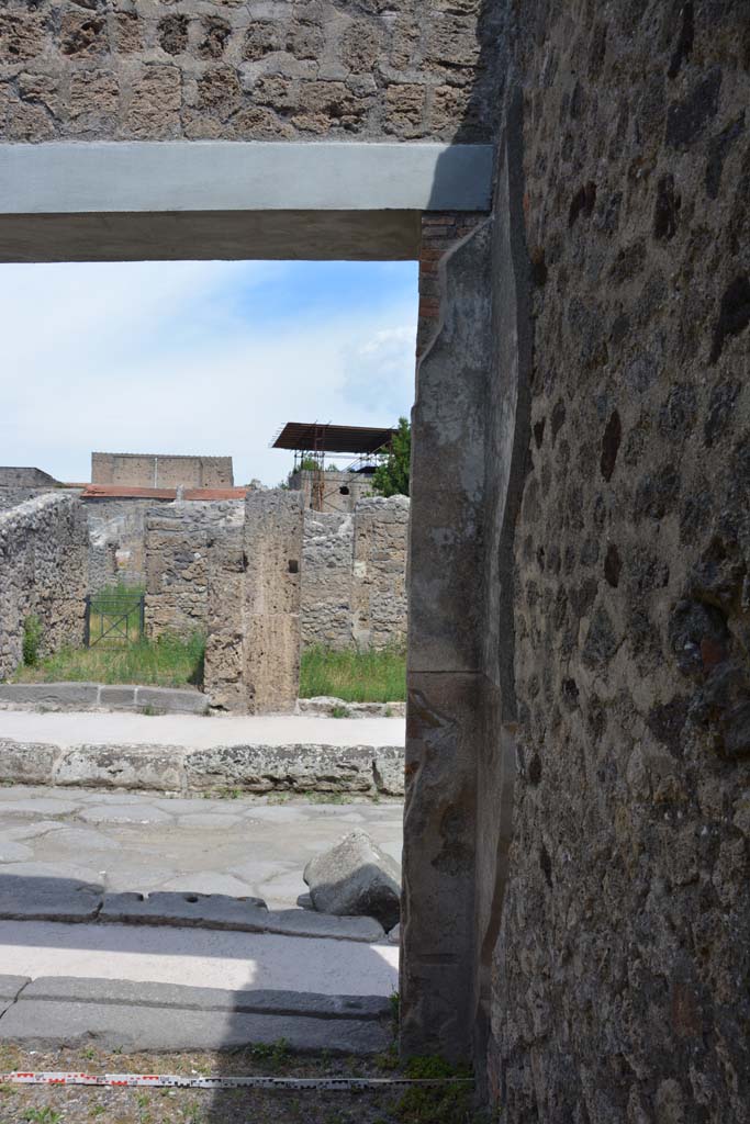 IX.5.5 Pompeii. May 2017. Looking towards north wall in north-east corner.
Foto Christian Beck, ERC Grant 681269 DÉCOR.

