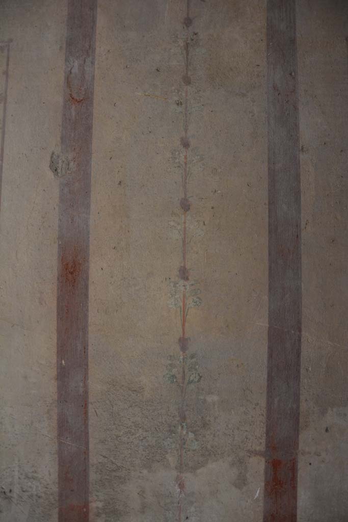 IX.5.6 Pompeii. May 2017. Room k, detail of painted decoration on west wall. 
Foto Christian Beck, ERC Grant 681269 DCOR.
