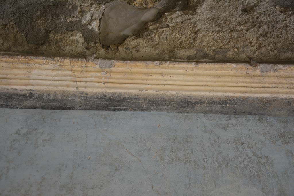 IX.5.9 Pompeii. May 2017. Room l (L), detail of stucco cornice.
Foto Christian Beck, ERC Grant 681269 DCOR.

