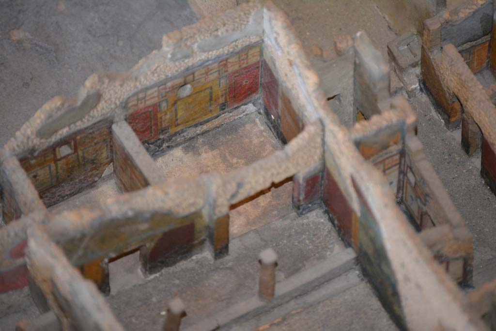 IX.5.9 Pompeii. July 2017. Detail of two rooms with decorated south walls on south side of peristyle garden.
On the right is a room from the rear of IX.5.6. 
From cork model in Naples Archaeological Museum.
Foto Annette Haug, ERC Grant 681269 DÉCOR
