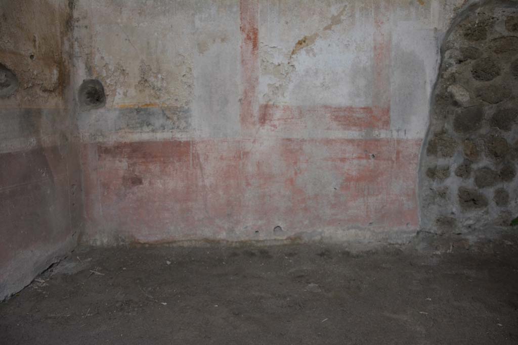 IX.5.11 Pompeii. March 2017. Room g, zoccolo on lower east wall.
Foto Christian Beck, ERC Grant 681269 DCOR.

