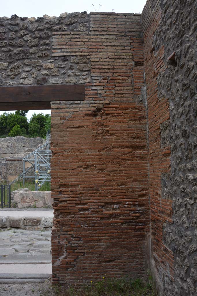 IX.5.12 Pompeii. May 2017. Looking towards north wall in north-east corner.
Foto Christian Beck, ERC Grant 681269 DÉCOR.

