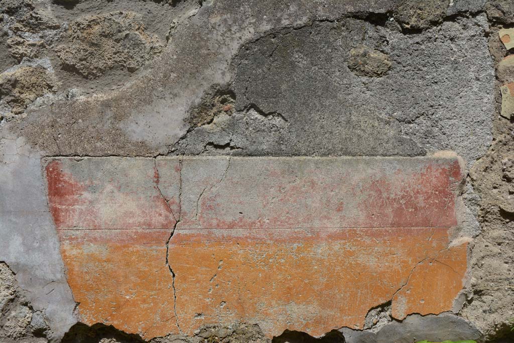 IX.5.18 Pompeii. May 2017. Room h, detail of lower east wall at south end.
Foto Christian Beck, ERC Grant 681269 DÉCOR.
