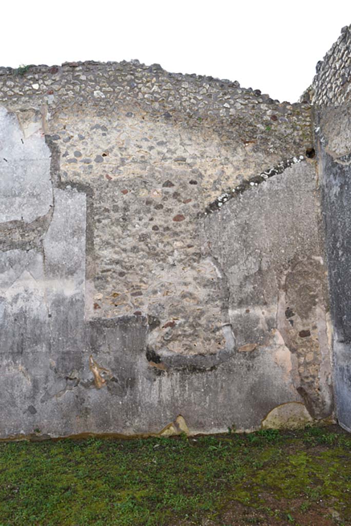 IX.5.18 Pompeii. March 2018. Room “f”, west end of south wall.
Foto Annette Haug, ERC Grant 681269 DÉCOR
