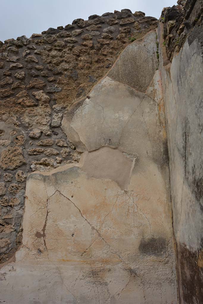 IX.5.18 Pompeii. March 2018. Room “f”, detail of upper north wall at east end.  
Foto Annette Haug, ERC Grant 681269 DÉCOR
