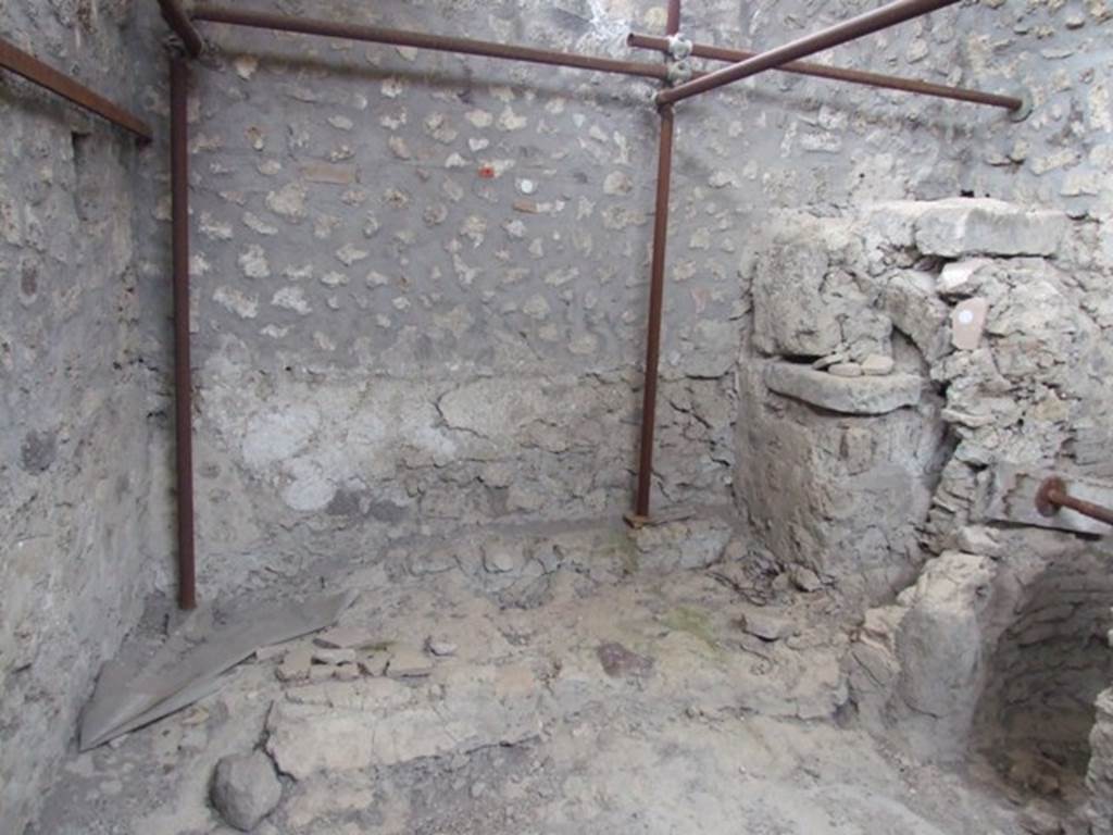 IX.8.6 Pompeii. March 2009. Room 29, praefurnium of baths area.