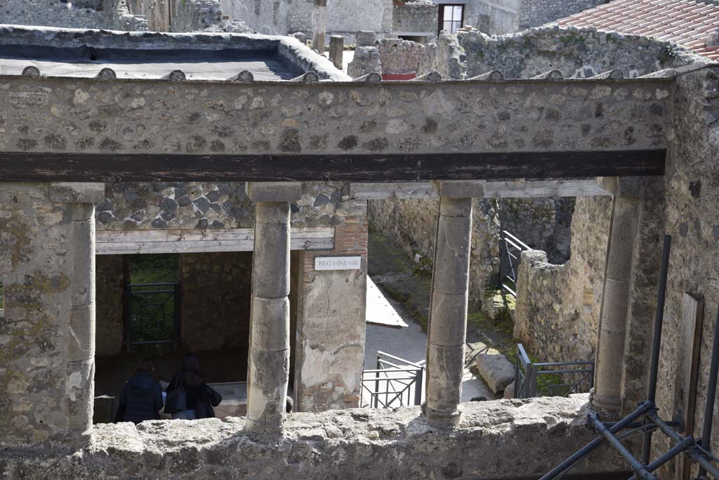 IX.12.1/2, Pompeii. February 2017. Looking south from upper floor. Photo courtesy of Johannes Eber

