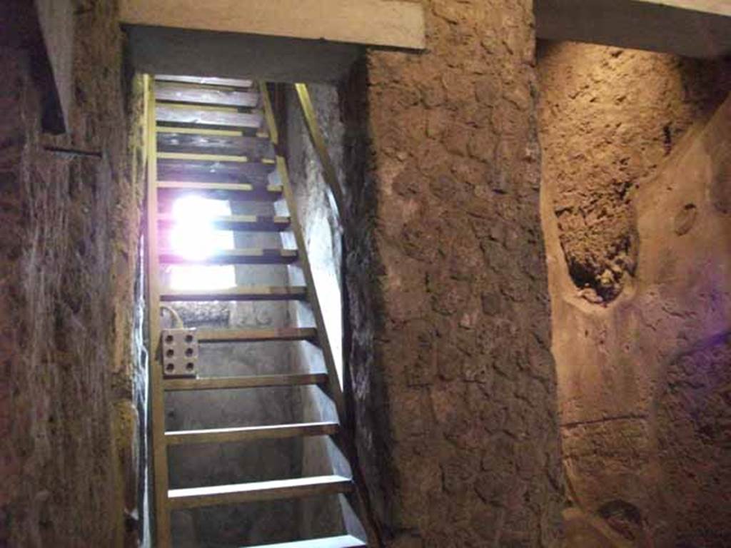 IX.13.1-3 Pompeii. May 2010.  Room 31, stairs to upper floor, and corridor to IX.13.1