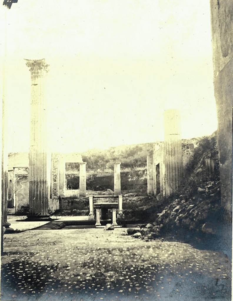 IX.14.4 Pompeii. About 1909. Tetrastyle atrium B under excavation. Photo courtesy of Rick Bauer.