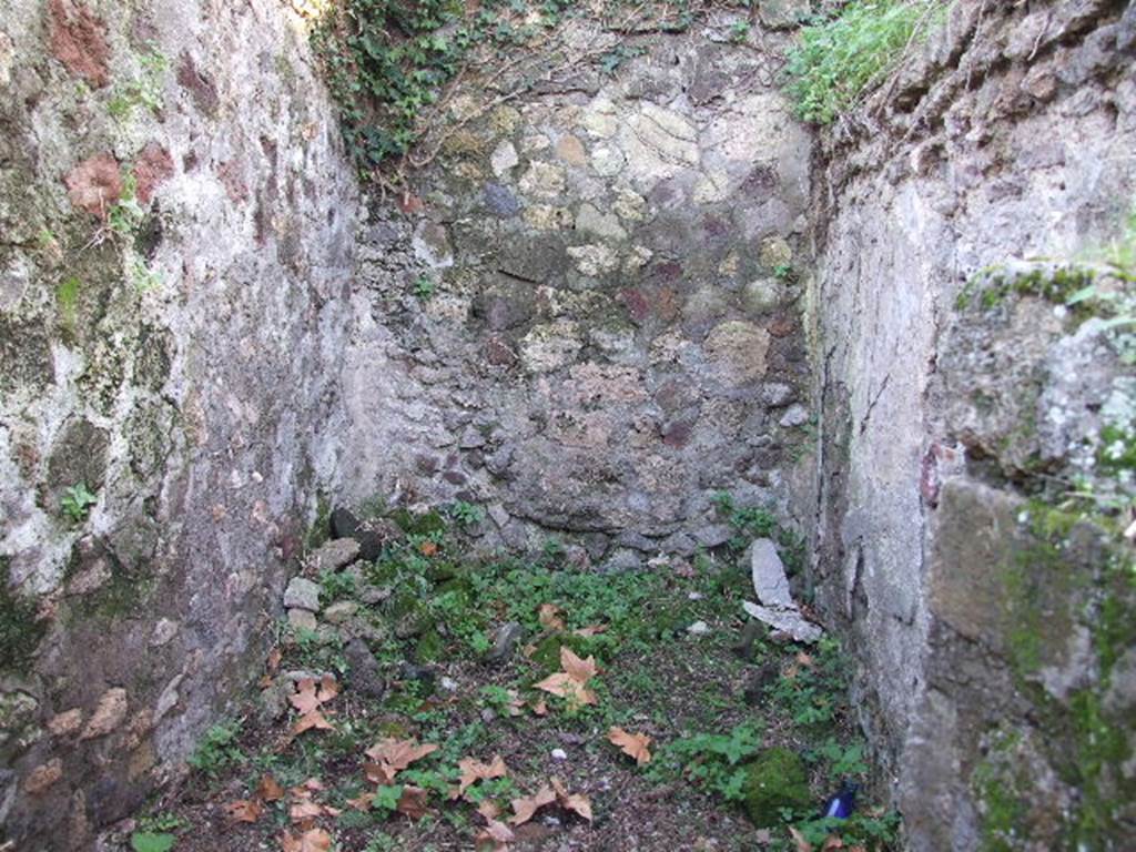 HGE12 Pompeii. December 2006. Room on east side at rear of staircase wall.