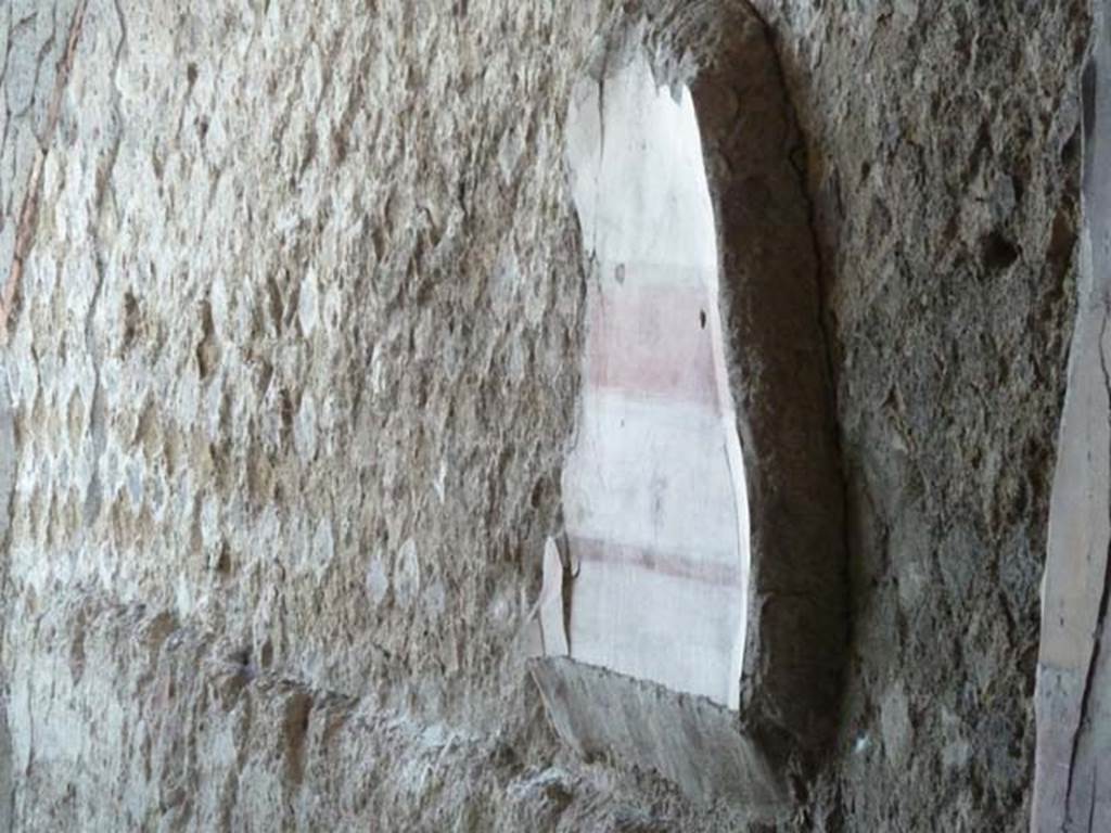 Villa San Marco, Stabiae, September 2015. Room 10, remains of painted plaster on east wall.
