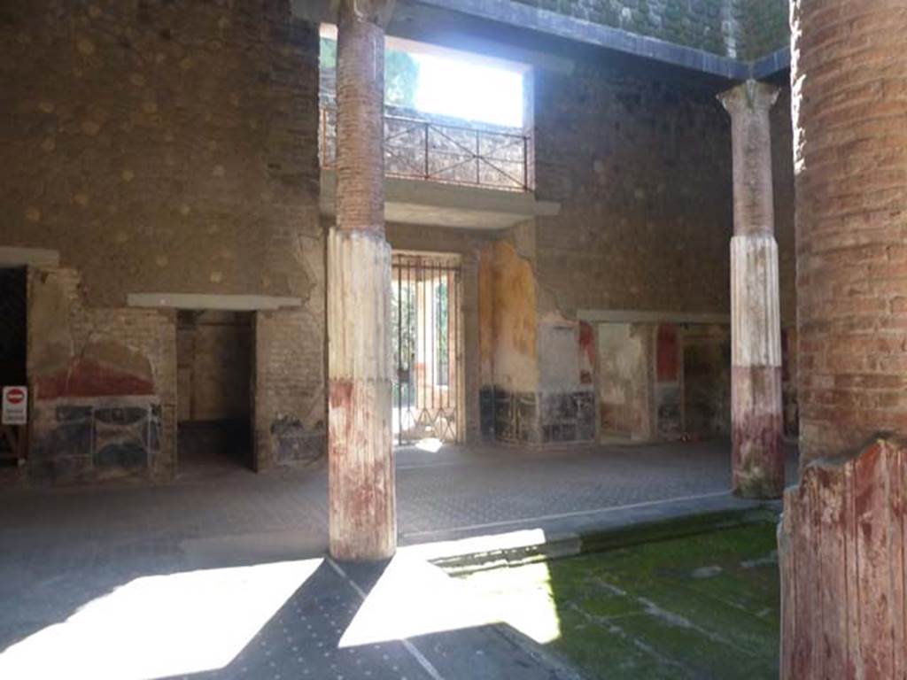 Villa San Marco, Stabiae, September 2015. Room 44, looking towards south side of atrium, with entrance doorway.