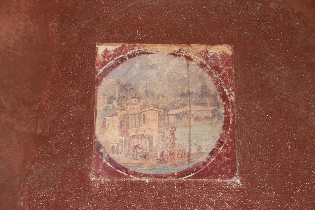 Villa San Marco, October 2022. Room 20, reproduction of medallion from east wall, (to the right of the above painted panel.)
(original now in Naples Archaeological Museum, inventory number 9409C.)  Photo courtesy of Klaus Heese.
