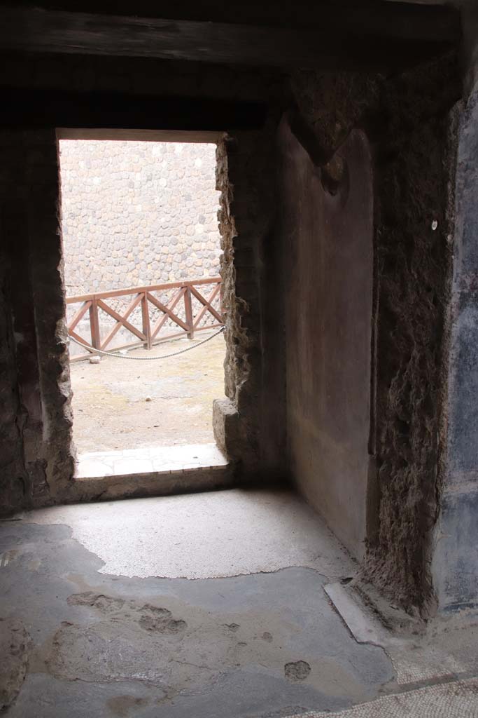 Villa San Marco, Stabiae, September 2019. 
Room 25, doorway in north-east corner, leading into vestibule 41, and then rooms 42 and 35.
Photo courtesy of Klaus Heese.
