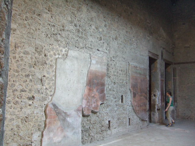Villa dei Misteri, Pompeii. September 2021. Room 64, looking towards south wall of atrium and south-east corner. Photo courtesy of Klaus Heese.