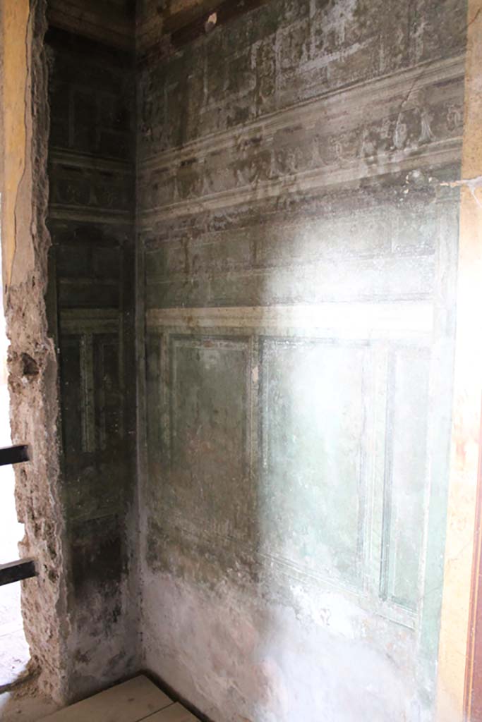 Villa of Mysteries, Pompeii. May 2006. Room 3, east wall.