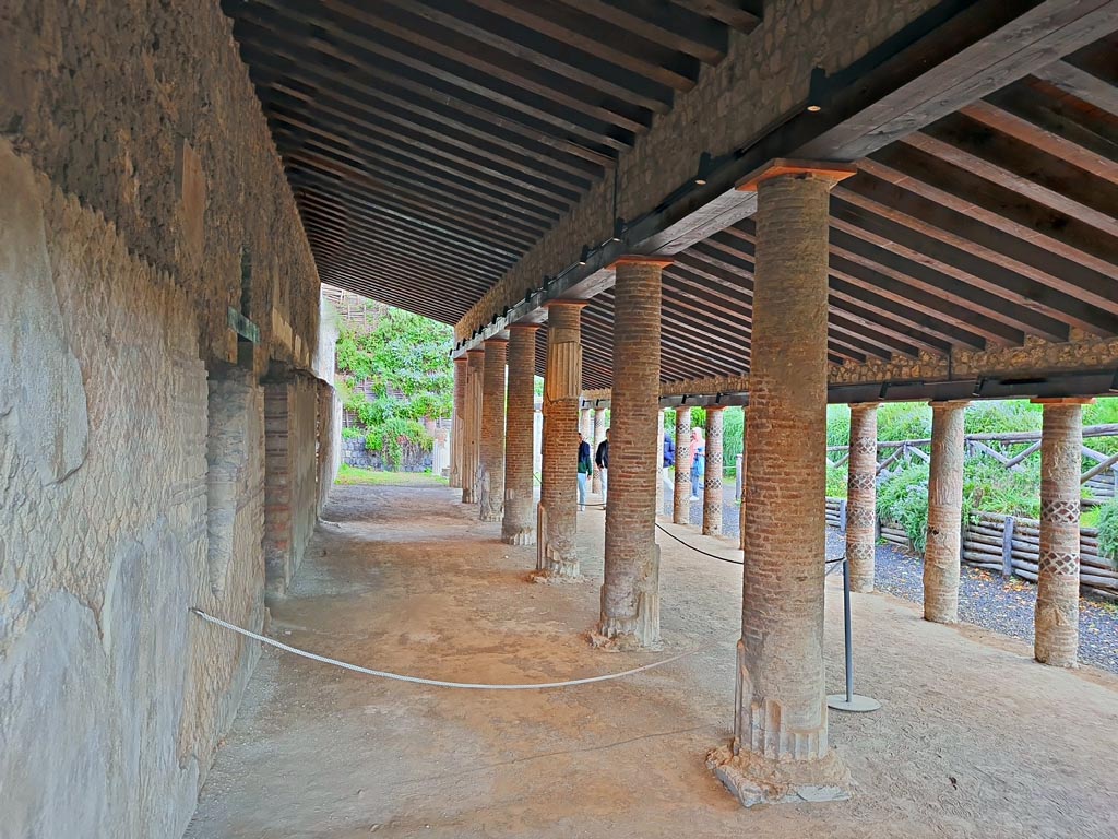 Villa of Mysteries, May 2006. Smaller colonnade looking east.