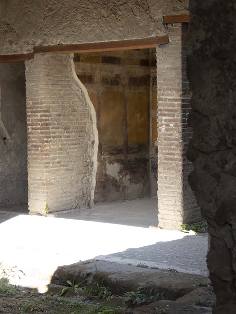 Villa of Mysteries, Pompeii. September 2021. 
Room 42, looking towards north-east corner. Photo courtesy of Klaus Heese.
