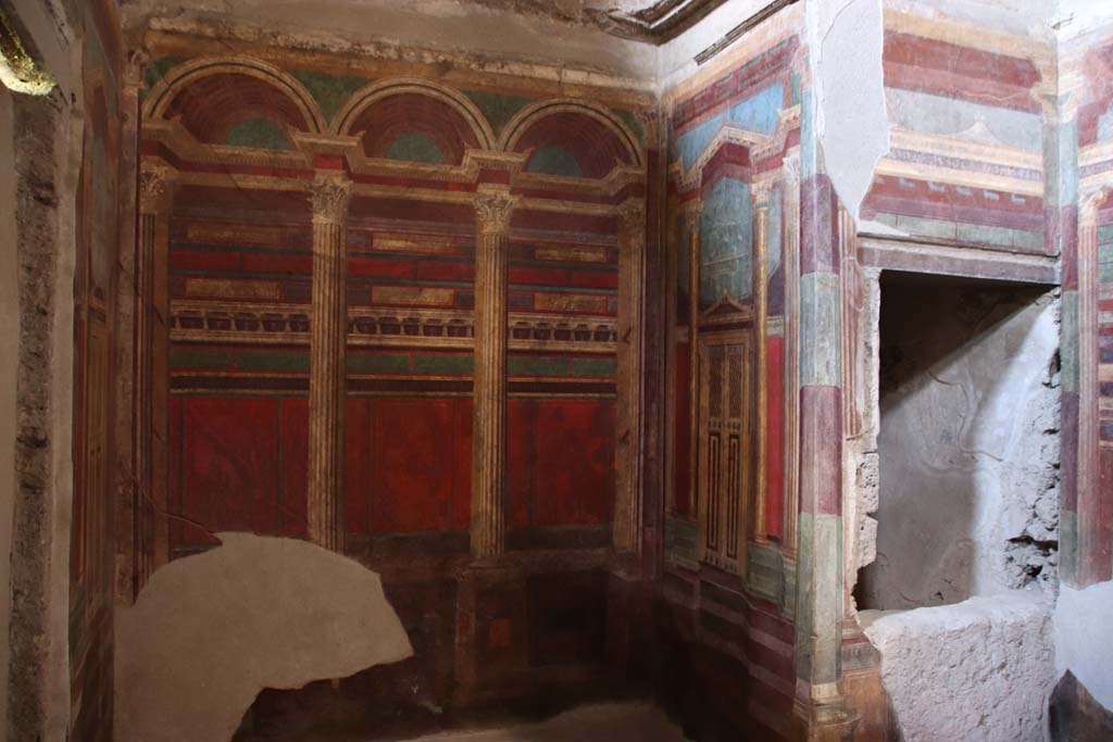 Villa of Mysteries, Pompeii. September 2021. 
Room 16, looking towards east wall in cubiculum with double alcove. Photo courtesy of Klaus Heese.
