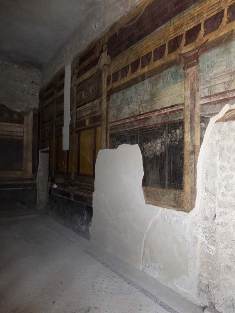 Villa of Mysteries, Pompeii. April 2014. Room 6, looking towards north wall, north-east corner and east wall. 
Photo courtesy of Klaus Heese.

