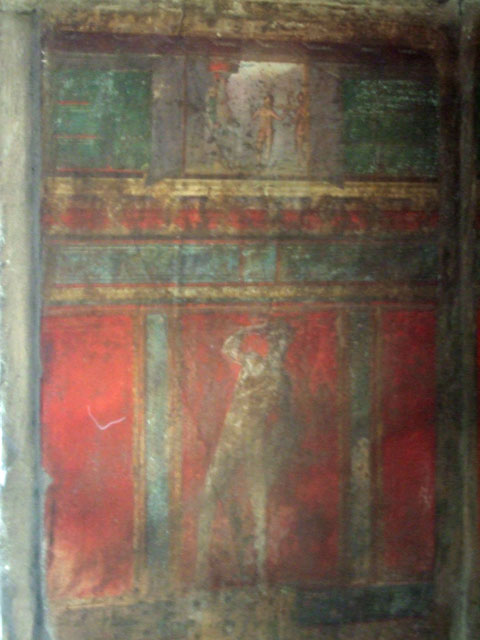 Villa of Mysteries, Pompeii. November 2017. Room 4, wall painting of a sacrifice on upper west wall in north-west corner.
Foto Annette Haug, ERC Grant 681269 DÉCOR.
