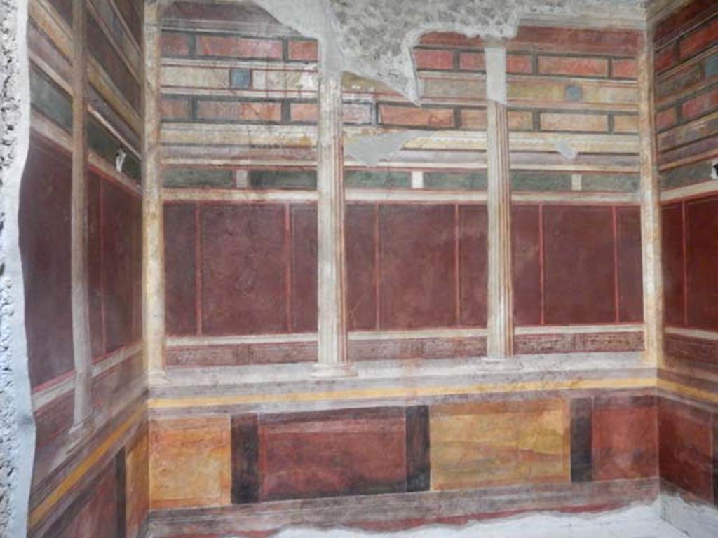 Villa of Mysteries, Pompeii. May 2012. Room 15, west wall with detail of second style painting. Photo courtesy of Buzz Ferebee.
