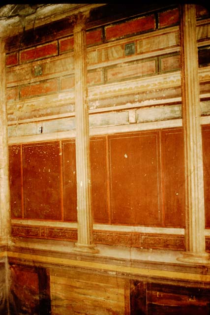 Villa of Mysteries, Pompeii. September 2017. Room 15, north-east corner.
Foto Annette Haug, ERC Grant 681269 DÉCOR.
