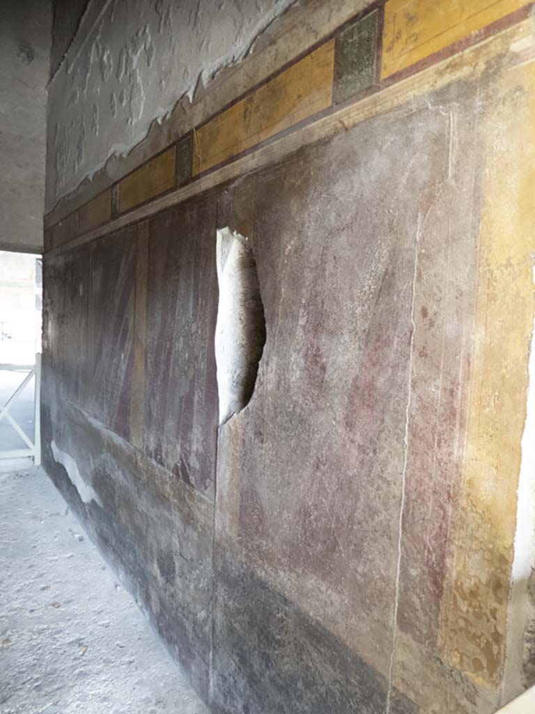 Villa of Mysteries, Pompeii. September 2017. Corridor F3, south wall.
Foto Annette Haug, ERC Grant 681269 DÉCOR.
