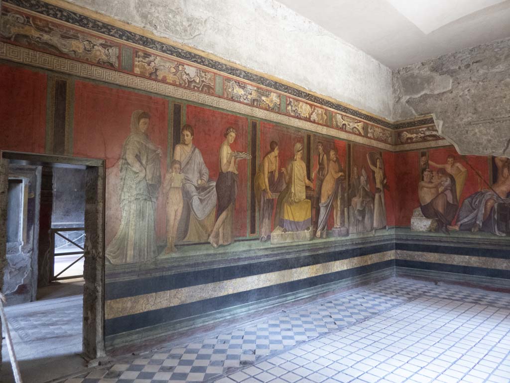 Villa of Mysteries, Pompeii. September 2021. Room 5, detail from north wall. Photo courtesy of Klaus Heese.