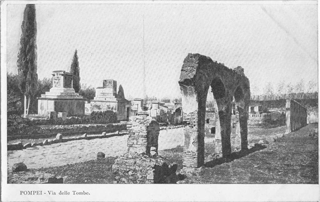 Via dei Sepolcri. Old postcard. Looking north towards remains of covered colonnade. Photo courtesy of Drew Baker.