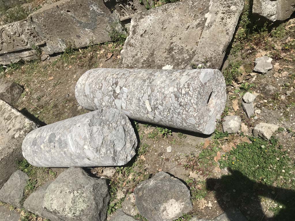 HGE05 Pompeii. April 2019. Fallen columns on area in front of tomb. Photo courtesy of Rick Bauer.