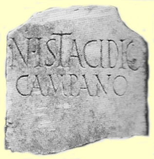 HGW04a Pompeii. Cippus with inscription N. ISTACIDIO CAMPANO. 
N(umerio) Istacidio
Campano       [CIL X 1005]
Now in Naples Archaeological Museum. Inventory number 3917.
