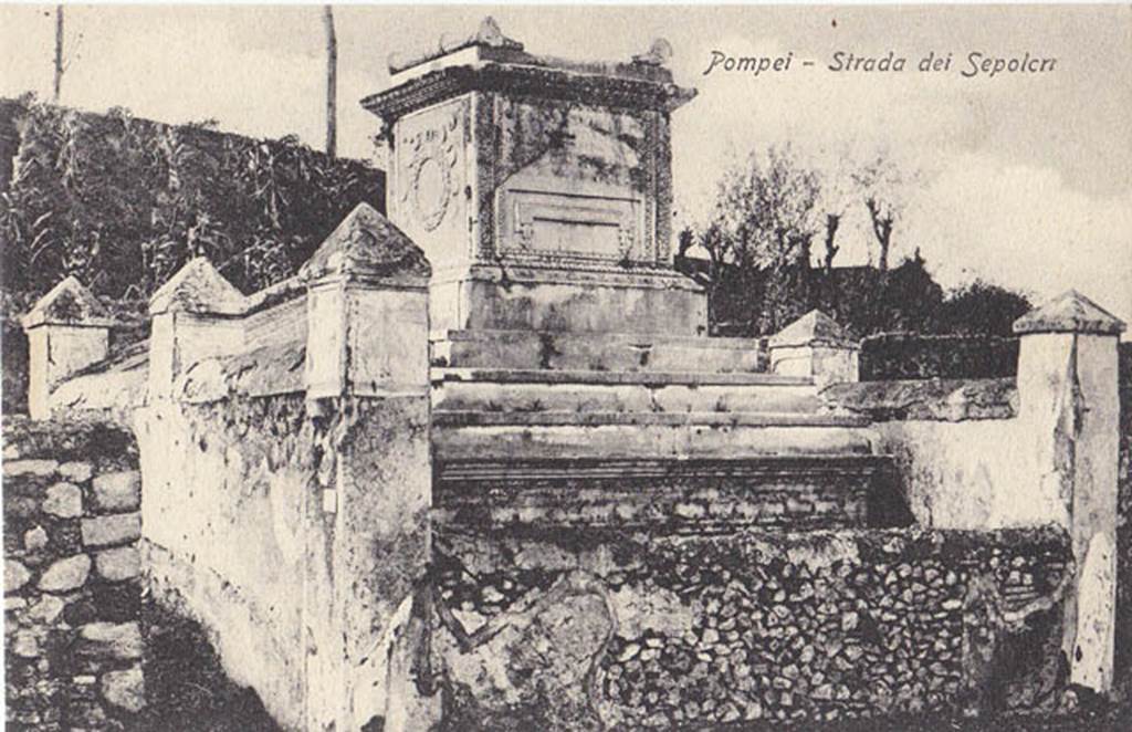 HGW20 Pompeii. Old postcard by Trampetti. East side of tomb. Photo courtesy of Drew Baker.